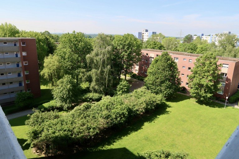 Blick vom Balkon Braunschweig / Weststadt Etagenwohnung **possiel makes it possible** Verkauft! Eigentumswohnung mit Brockenblick in Braunschweig Weststadt