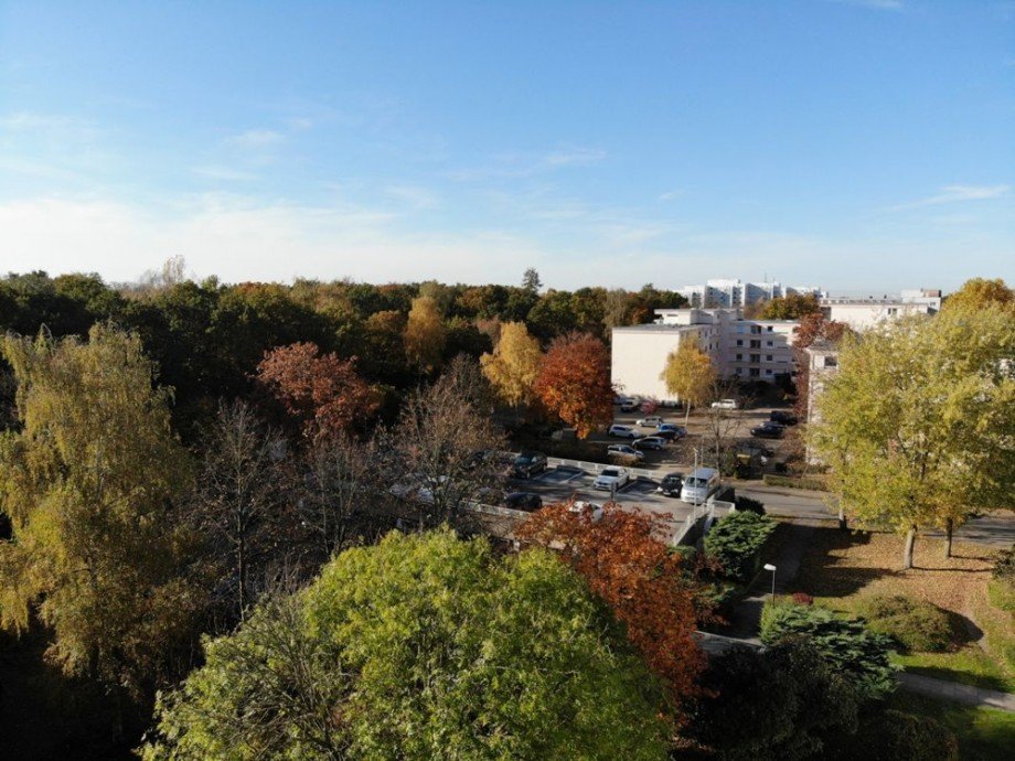 Blick Parkpalette Wohnung Wolfsburg