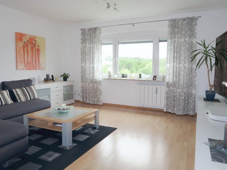 Wohnen Wolfsburg Etagenwohnung **possiel makes it possible** Vollsanierte 3 Zimmer WG am Hageberg