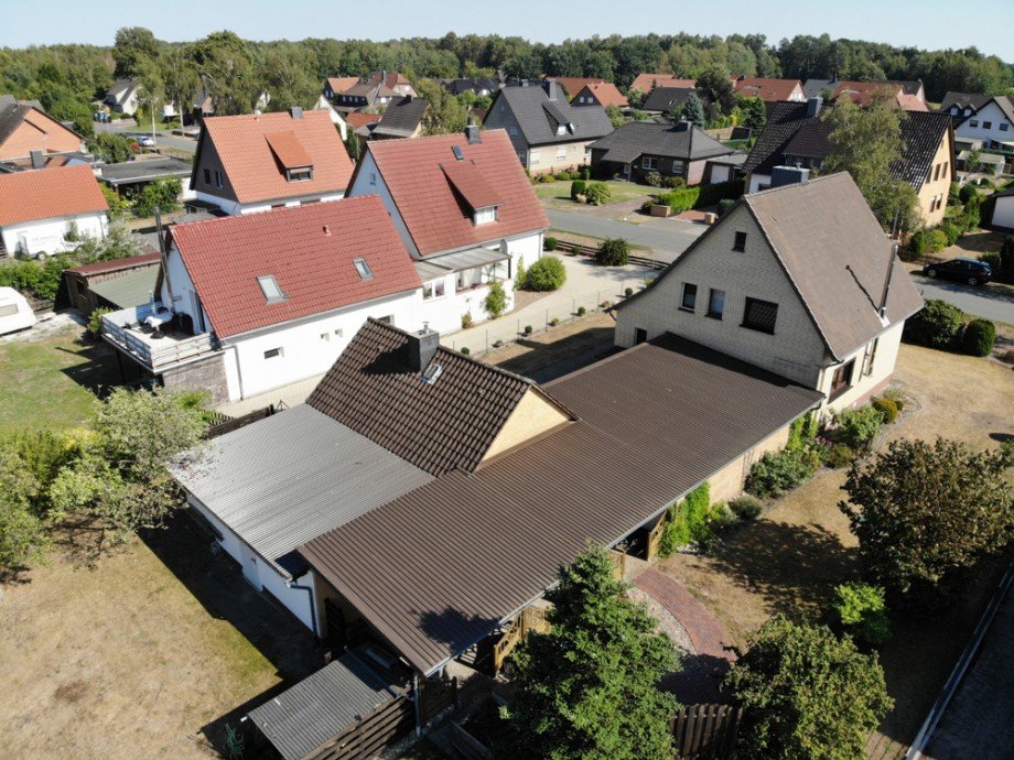 Geb�ude mit Nebengeb�ude Einfamilienhaus Wagenhoff