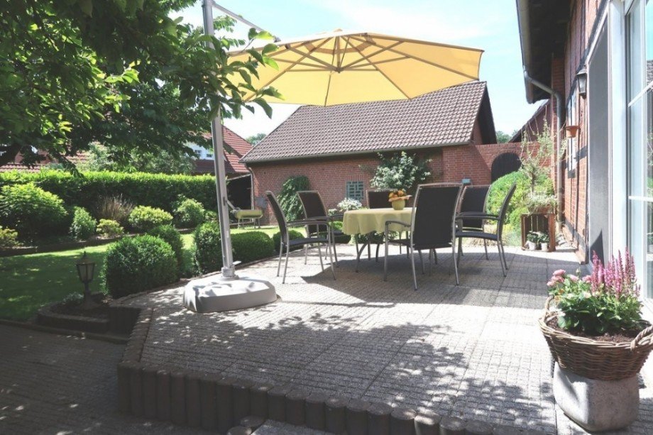 Blick Terrasse Garten Haus Meinersen