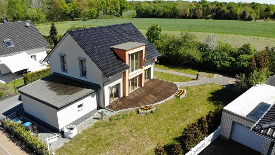 Ansicht Feldrandlage Einfamilienhaus Wolfsburg