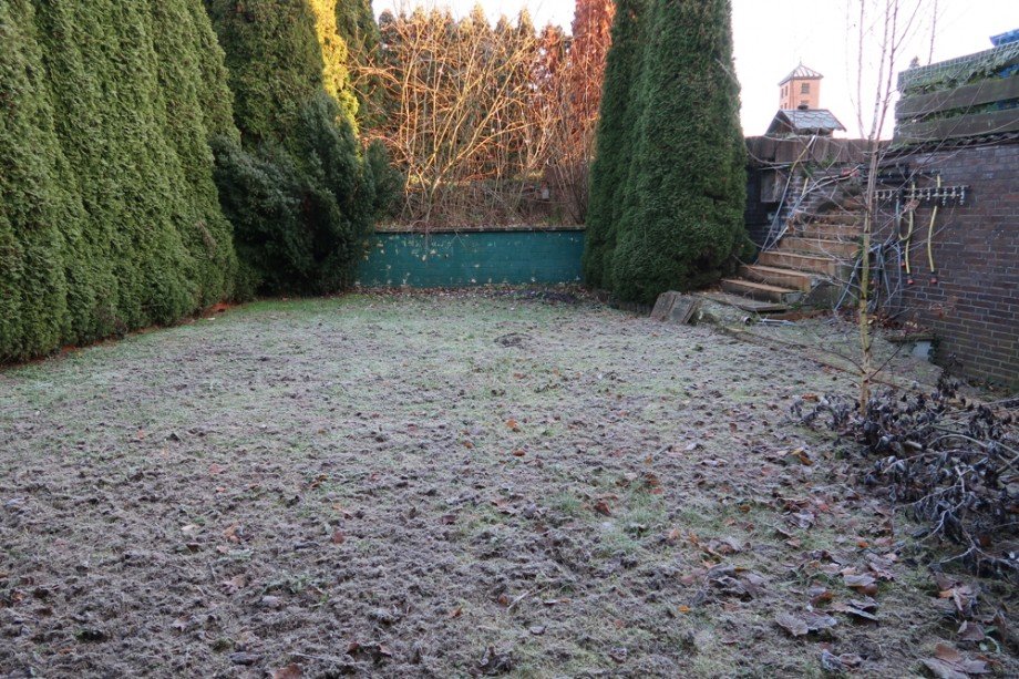 Rasenfl�che Einfamilienhaus Danndorf