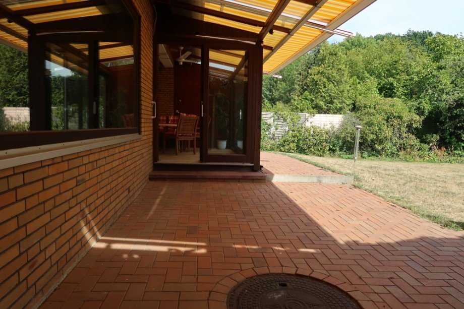 Blick in den Wintergarten Einfamilienhaus Wolfsburg / Tiergartenbreite