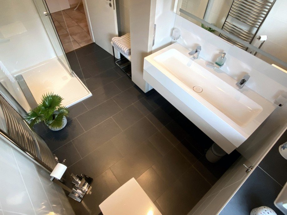 Bad2 Bungalow R�hen