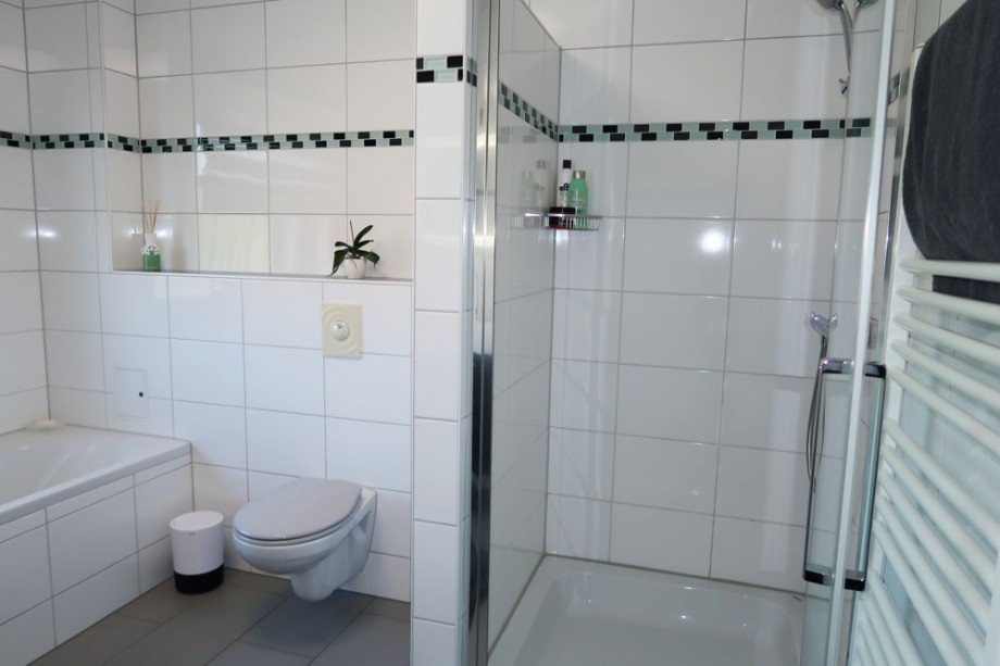 Bad Dusche Reihenmittelhaus Braunschweig / Lamme