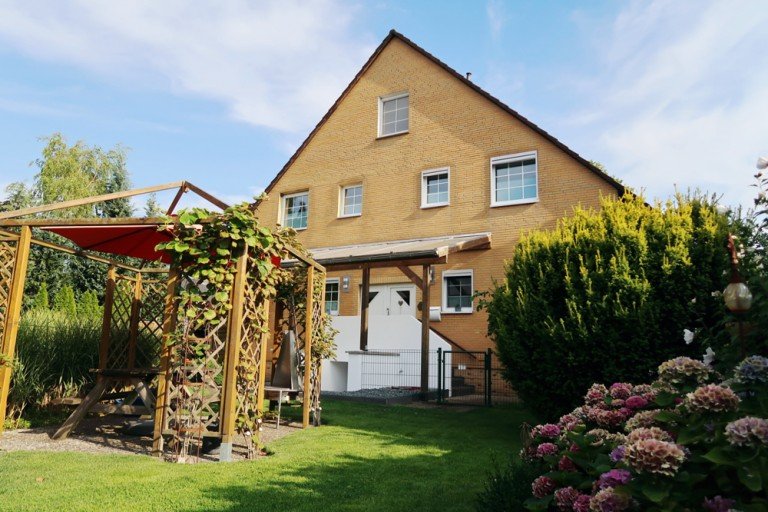 Haus Norden Gifhorn Einfamilienhaus **possiel makes it possible** Modernisierter 68er mit viel Platz sucht neue Bewohner!
