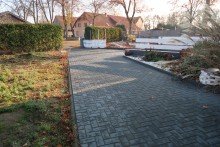 Einfahrt **possiel makes it possible** Anschauen lohnt sich! Pflegeleichtes Grundst�ck mit besonderem Charme!