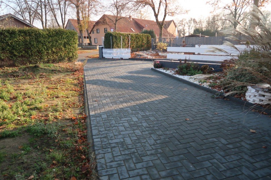 Einfahrt Einfamilienhaus Velpke / Wahrstedt
