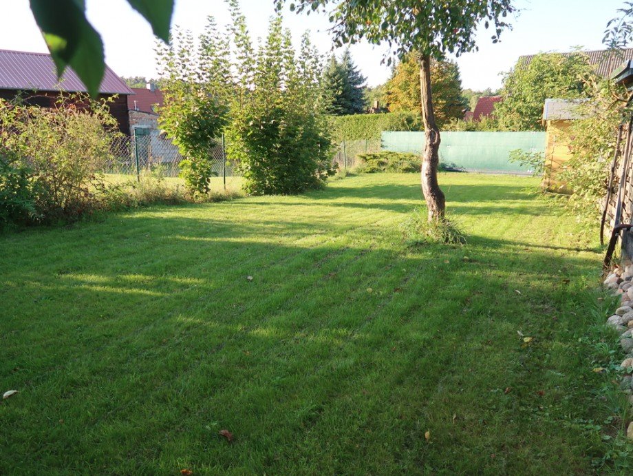 Garten hinterer Bereich Einfamilienhaus Mellin