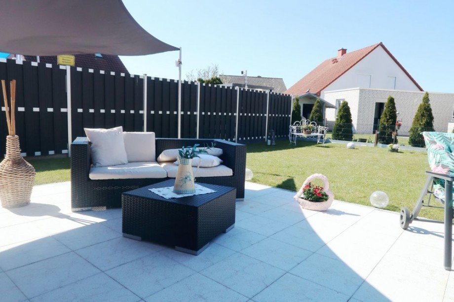 Sitzen Terrasse Doppelhaush�lfte Wolfsburg / Kreuzheide