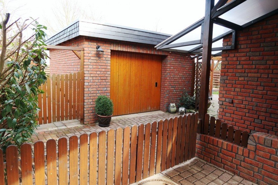 Ger�tehaus im Garten Einfamilienhaus R�hen OT Eischott