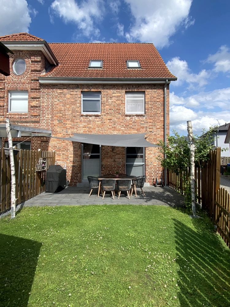 Ansicht West Reihenendhaus R�hen