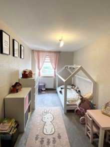OG Zimmer 1 **possiel makes it possible** Sofortbezug m�glich! F�r die junge  Familie - Saniertes Reihenendhaus !