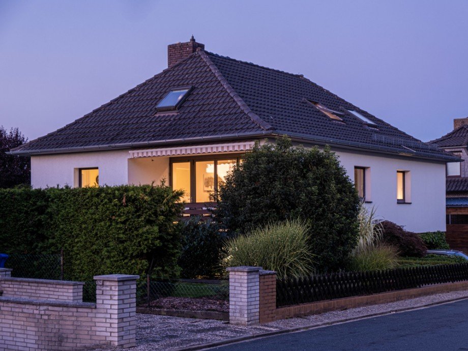 bei Nacht Einfamilienhaus Gifhorn / Gamsen