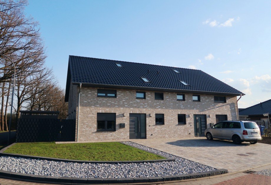 Ansicht Norden Doppelhaush�lfte Sassenburg