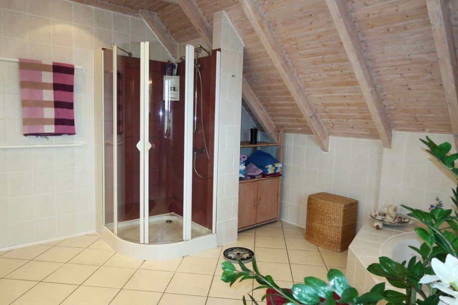 Bad Dusche Einfamilienhaus R�hen OT Eischott