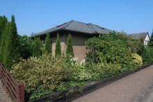 Stra�enansicht **possiel makes it possible** S�lfeld! Bungalow mit Keller und ausgebautem Dachgeschoss in guter Wohnlage
