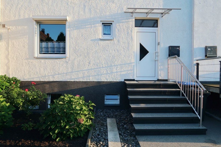 Hauseingang Nord Reihenmittelhaus Wolfsburg / Hellwinkel