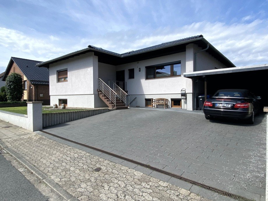 Auffahrt Carport Bungalow R�hen