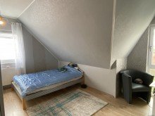 Zimmer 1 **possiel makes it possible** LAGE, LAGE, LAGE! FAMILIENFREUNDLICHES ENERGIESPARHAUS!