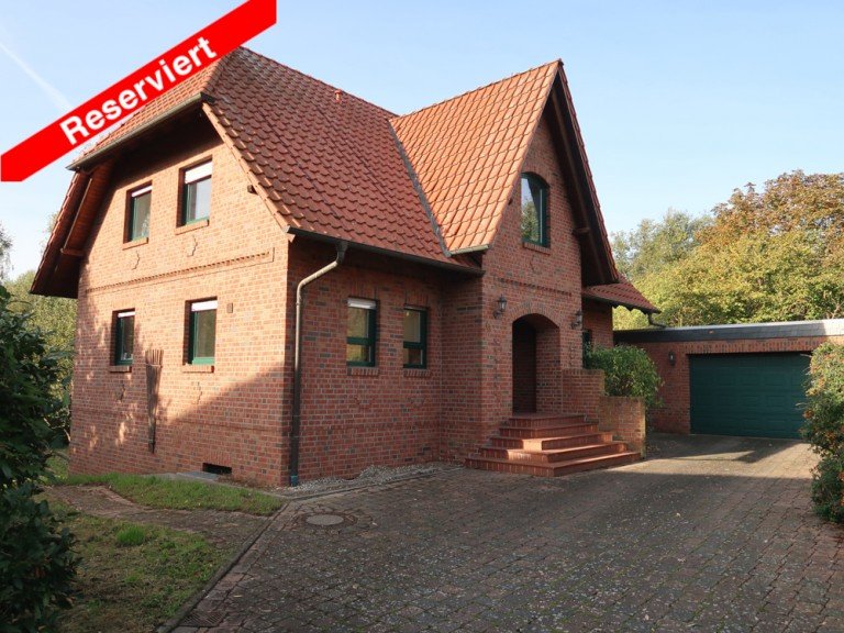 Reserviert Hillerse Einfamilienhaus **possiel makes it possible** Filetgrundst�ck in Hillerse! Traumhafte Lage - unverbaubar!