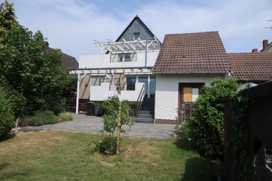 Hausansicht West Zweifamilienhaus Wolfsburg / Vorsfelde