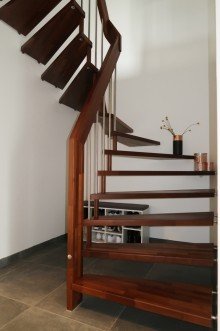 Treppe EG OG **possiel makes it possible** Junge moderne Doppelhaush�lfte - Provisionsfrei f�r K�ufer!