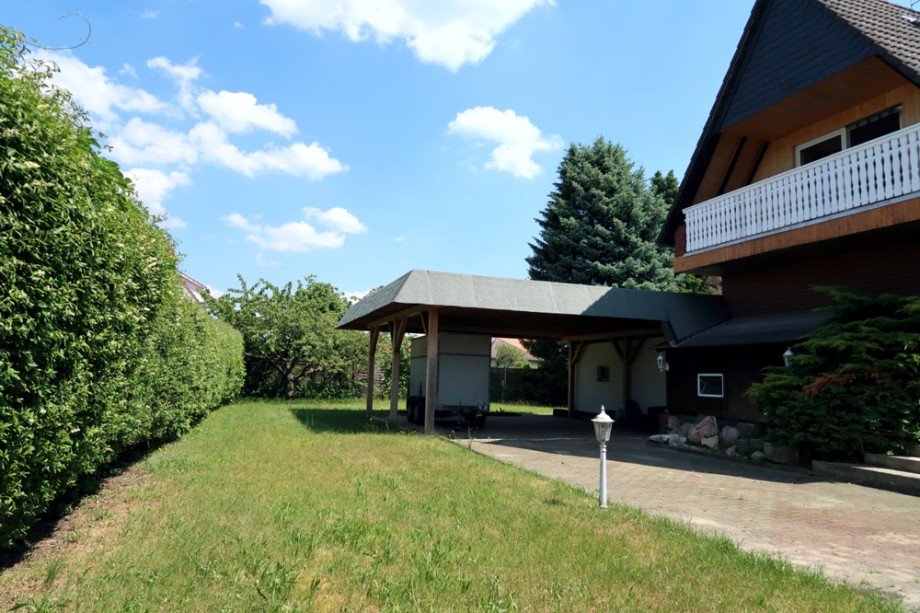 Auffahrt Carport Einfamilienhaus Wolfsburg