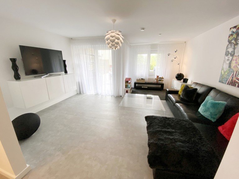 Willkommen Wolfsburg / Vorsfelde Maisonettewohnung **possiel makes it possible** Stilvolle Maisonette mit Top Ausstattung! Terrasse und Gartenmitbenutzung!