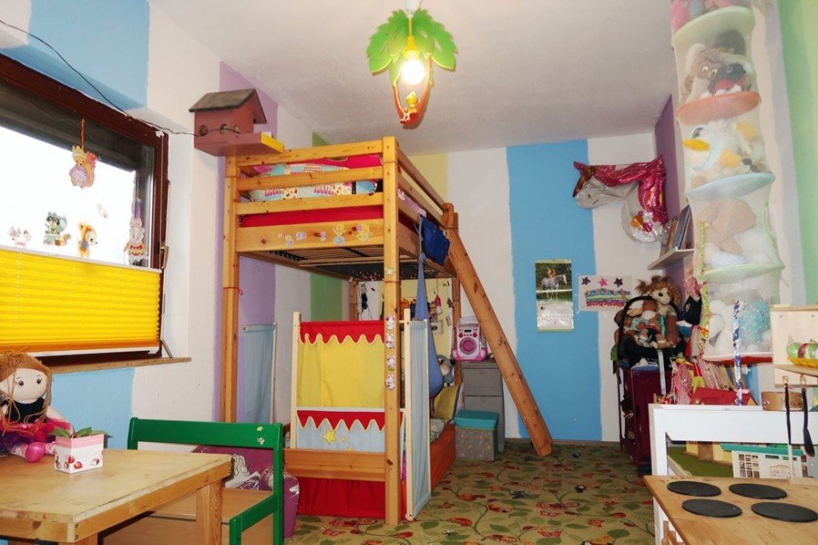 EG Kinderzimmer Zweifamilienhaus Lehre