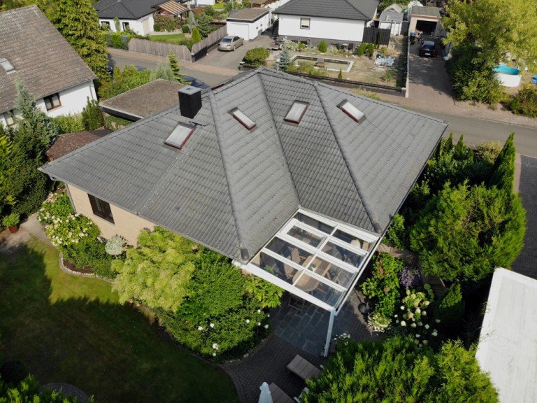 Willkommen Wolfsburg Einfamilienhaus **possiel makes it possible** S�lfeld! Bungalow mit Keller und ausgebautem Dachgeschoss in guter Wohnlage