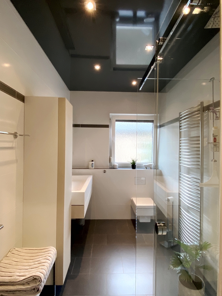 Bad1 Bungalow R�hen