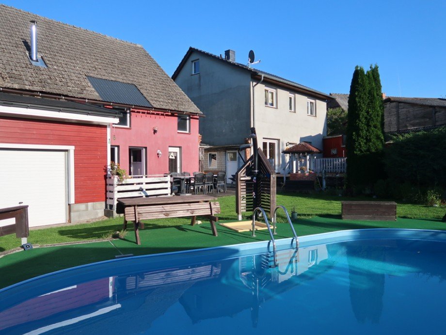 Scheunen Pool Hausblick Einfamilienhaus Mellin