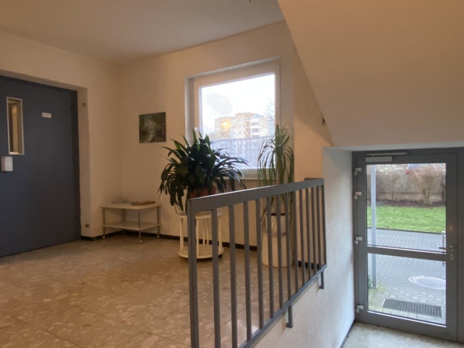 Fahrstuhl Hauseingang Etagenwohnung Wolfsburg / Westhagen