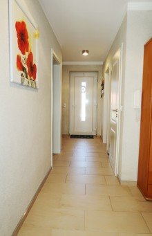 Hauseingang Flur **possiel makes it possible** BS-Lamme!  Einzug 2019 m�glich! Sehr gepflegtes Reihenmittelhaus mit Garten.