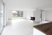 Wohnzimmerblick **possiel makes it possible** LAGE-GRUNDST�CK! ZU HAUSE IST ES AM SCH�NSTEN! BUNGALOW!