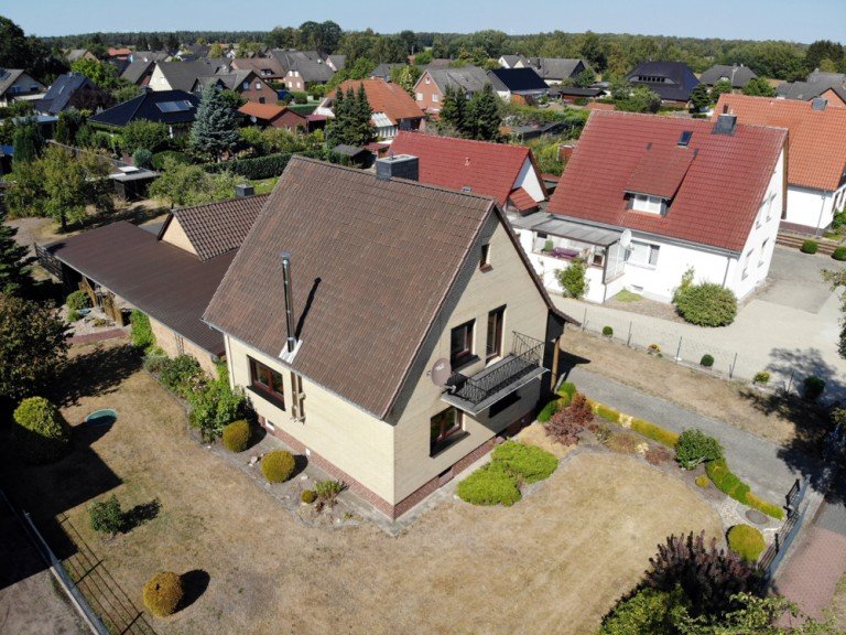 Willkommen Wagenhoff Einfamilienhaus **possiel makes it possible** Einfamilienhaus mit Werkstatt, Garage, Carport f�r Wohnmobile