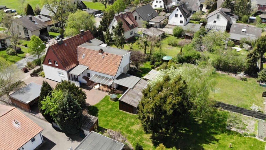 Blick von Osten Doppelhaush�lfte Gifhorn