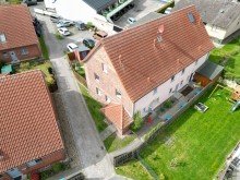 Ansicht Ost **possiel makes it possible** Sofortbezug m�glich! F�r die junge  Familie - Saniertes Reihenendhaus !