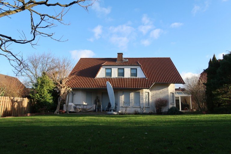 Haus Westseite2 Wolfsburg / Reislingen Haus **possiel makes it possible** Lage Lage Lage! Reislingen-S�dwest / EFH auf Filetgrundst�ck!