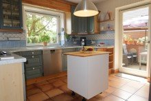 K�che zur Terrasse S�d **possiel makes it possible** Hoitlingen/ Massives EFH mit gro�em Garten N�he WOB
