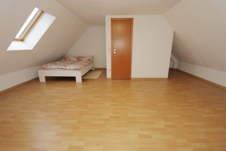 Spitzboden Reihenmittelhaus Wolfsburg