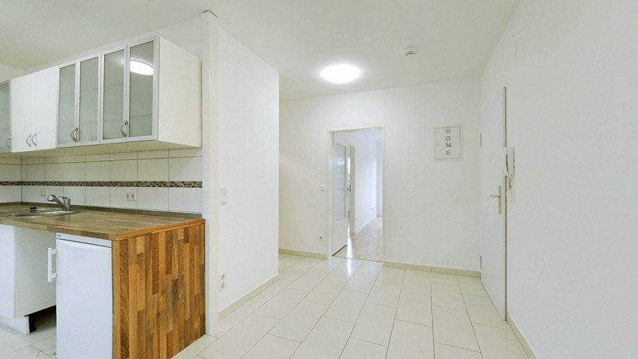 Blick zum Eingangsbereich Etagenwohnung Wolfsburg / Rabenberg