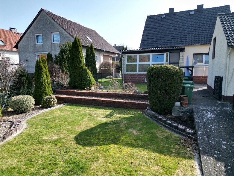 Gel�nde Stufe Einfamilienhaus Grafhorst