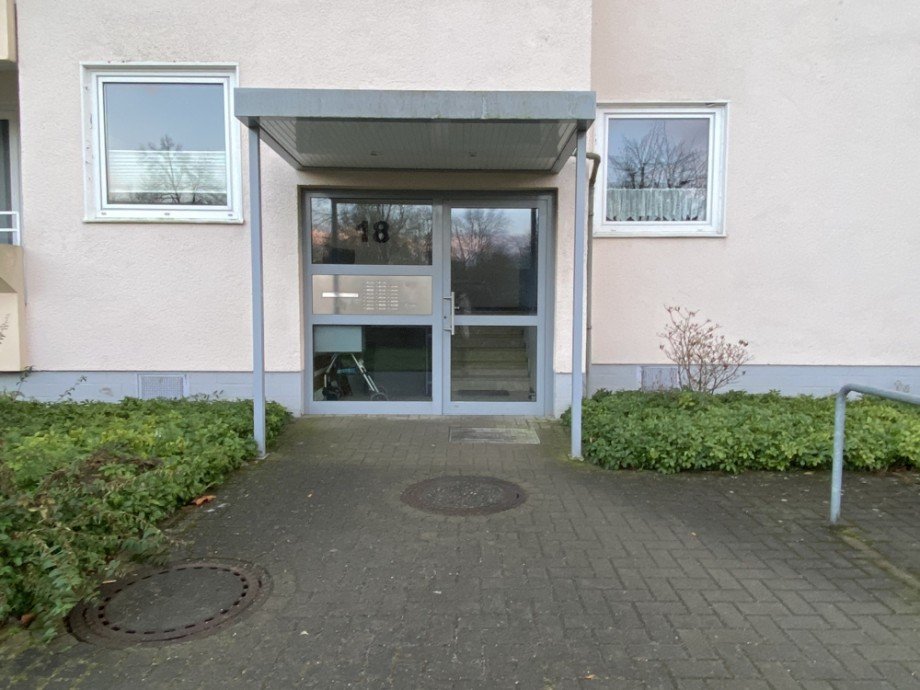 Eingang Geb�ude Etagenwohnung Wolfsburg / Westhagen