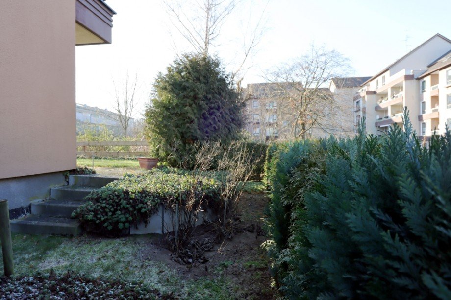 Aufgang Garten Nordseite Erdgeschosswohnung Wolfsburg