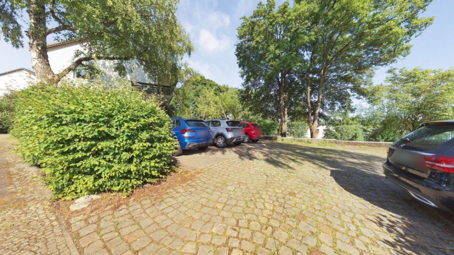 PKW_Einstelllpl�tze_West Etagenwohnung Wolfsburg