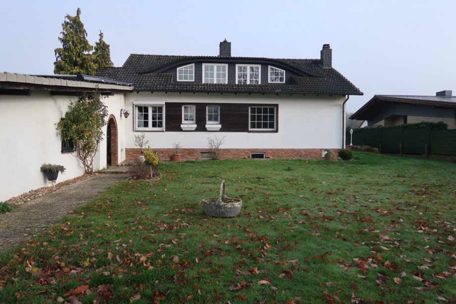 Ansicht von Stra�e Einfamilienhaus Wolfsburg