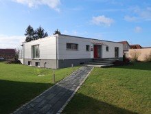 Willkommen **possiel makes it possible** LAGE-GRUNDST�CK! ZU HAUSE IST ES AM SCH�NSTEN! BUNGALOW!